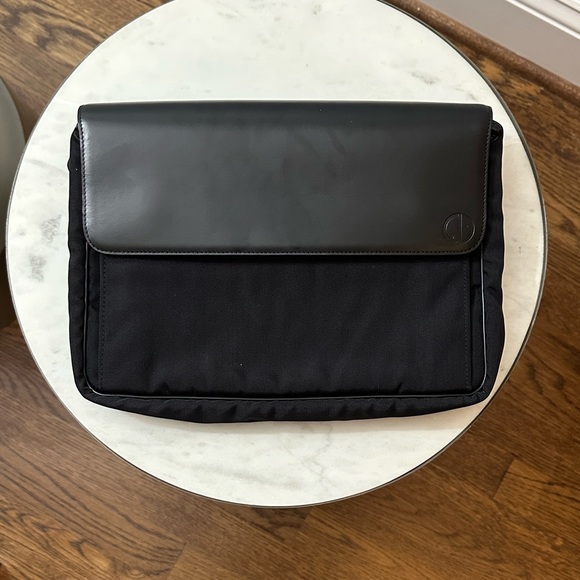 NWOT Dunhill Black Leather iPad Bag